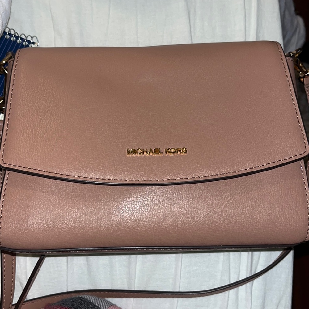 Michael kors shoulder bag